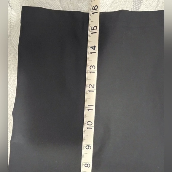 NIKE DRY FIT Wide Leg Capri - Picture 4 of 7